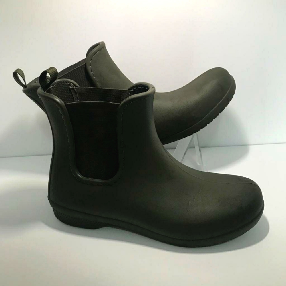 Women Crocs Rainboot